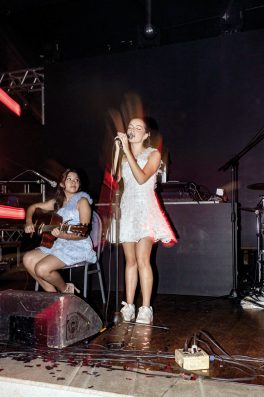 15 años Giuli Benítez.