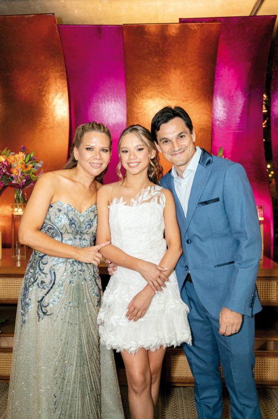 Adriana Pérez y José Gianninoto con su hija Regina.