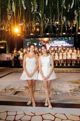 Antonella Mujica y Daniela Barriola.