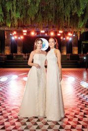 Belén Mujica y Emma Fois.