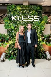 Thea Davis y Diego Storm.