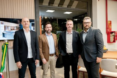 Elizeu Nunes Samuleski, André Behne, José Vagner y Marcos Malavolta, del Grupo MSA.